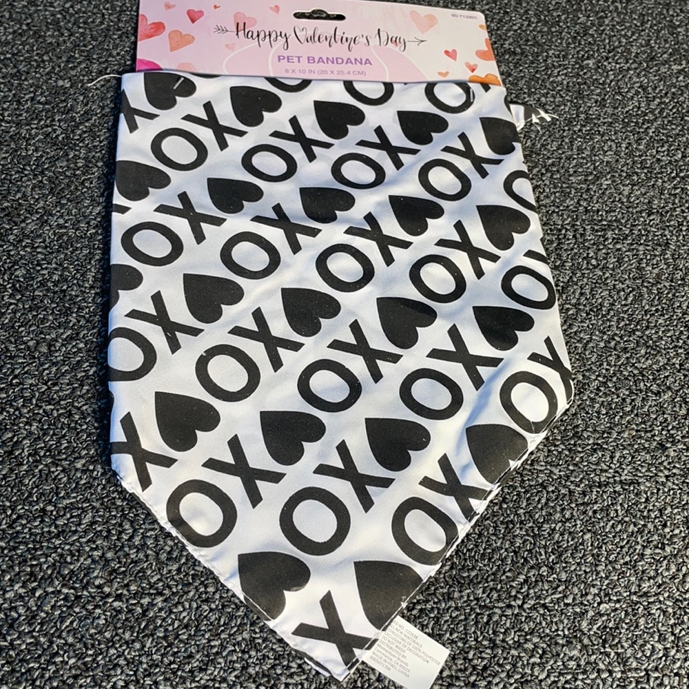 Hugs, Kisses & Hearts Pet Bandana, New
